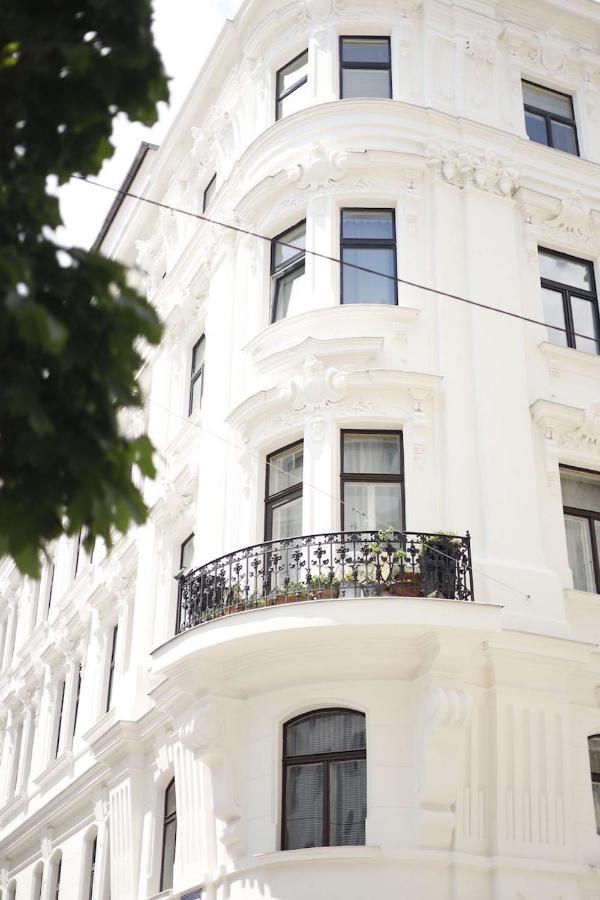 Heymi Apartments Zentagasse Вена Экстерьер фото