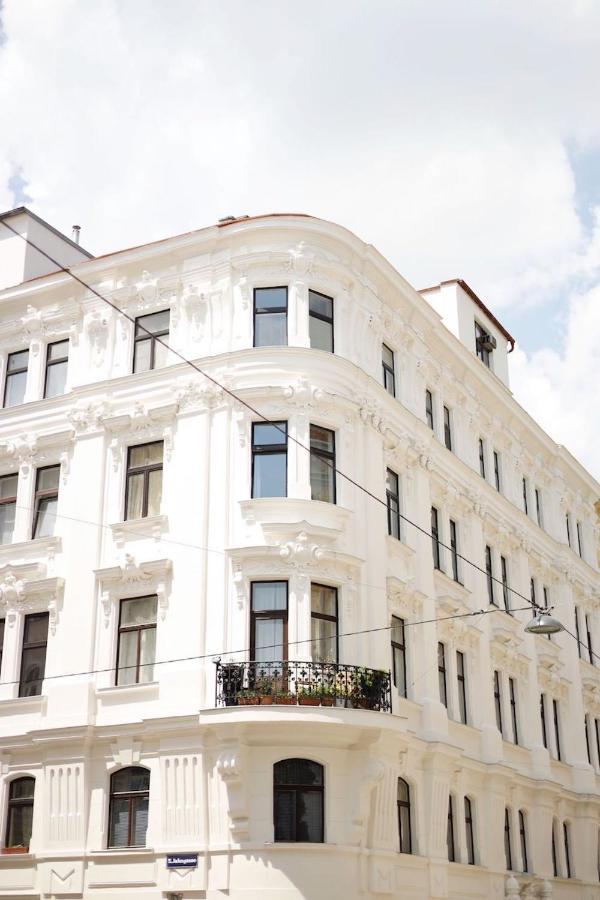 Heymi Apartments Zentagasse Вена Экстерьер фото